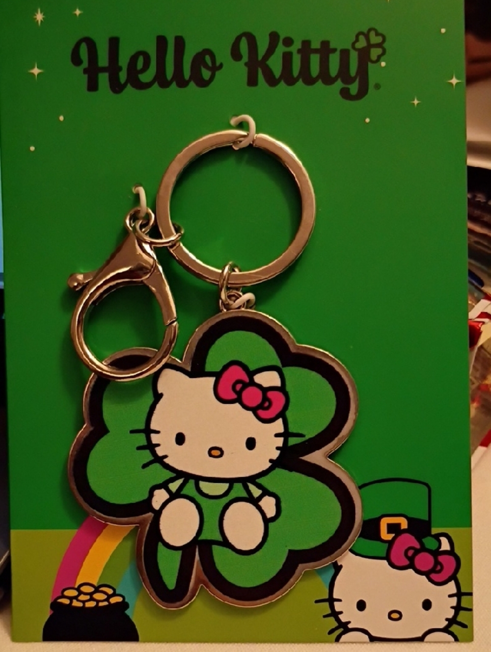 Hello Kitty Clover Keychain - Picture 3 of 3
